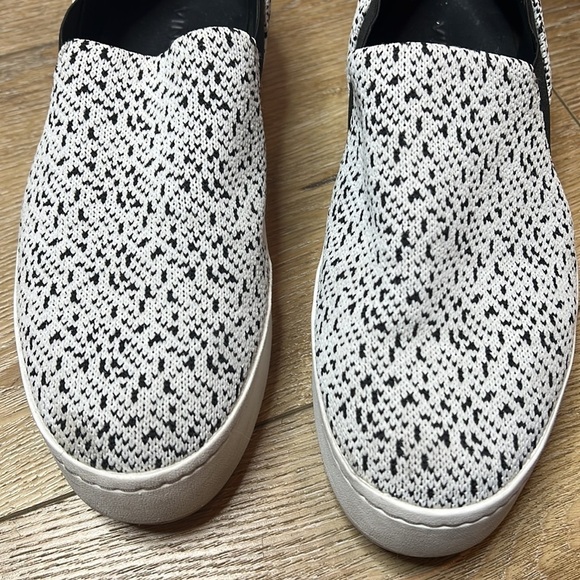 Vince BNW Warren Slip On Platform Sneaker Size 7.5M - Picture 3 of 9